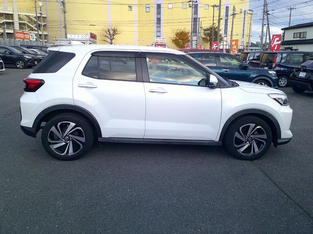 ライズ Ｚ　ワンオーナー・フルセグナビ・バックカメラ・ＥＴＣ・寒冷地仕様・禁煙車・エンジンスタータ（10枚目）