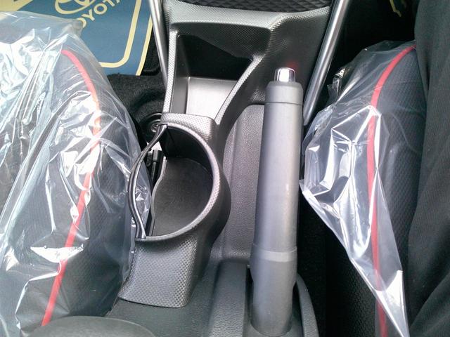 ライズ Ｚ　ワンオーナー・フルセグナビ・バックカメラ・ＥＴＣ・寒冷地仕様・禁煙車・エンジンスタータ（21枚目）