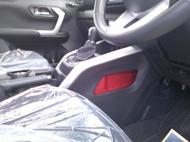 ライズ Ｚ　ワンオーナー・フルセグナビ・バックカメラ・ＥＴＣ・寒冷地仕様・禁煙車・エンジンスタータ（27枚目）