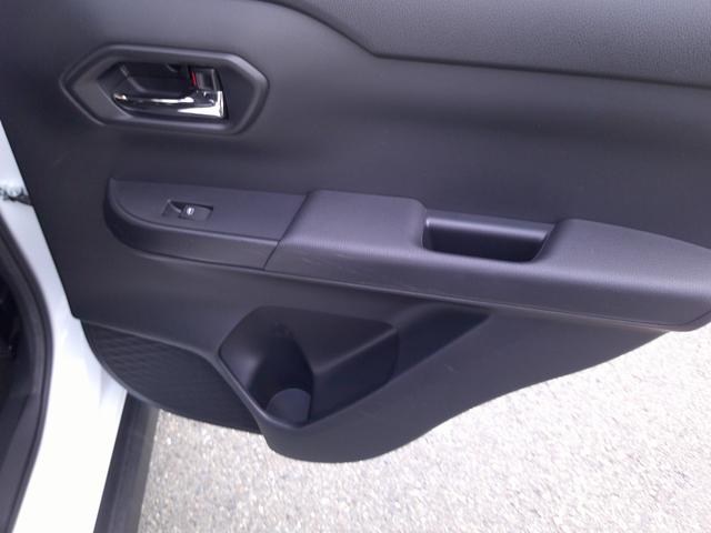 ライズ Ｚ　ワンオーナー・フルセグナビ・バックカメラ・ＥＴＣ・寒冷地仕様・禁煙車・エンジンスタータ（30枚目）