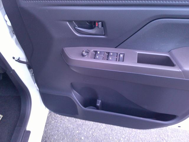 ルーミー Ｘ　禁煙車・ワンオーナー・フルセグナビ・バックカメラ・ＥＴＣ・寒冷地仕様（12枚目）