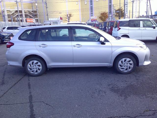 カローラフィールダー １．５Ｘ　レンタカーアップ車・禁煙車・ワンオーナー・ワンセグナビ・バックカメラ・ＥＴＣ・寒冷地仕様（11枚目）