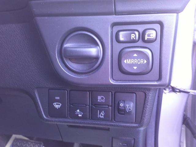 カローラフィールダー １．５Ｘ　レンタカーアップ車・禁煙車・ワンオーナー・ワンセグナビ・バックカメラ・ＥＴＣ・寒冷地仕様（15枚目）