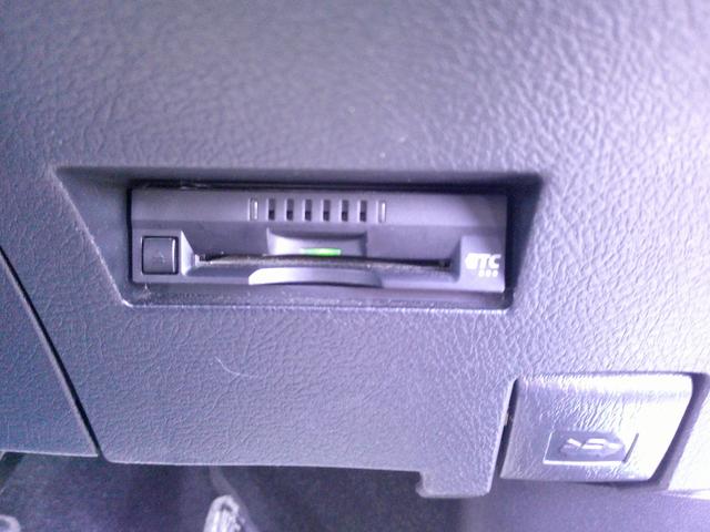 カローラフィールダー １．５Ｘ　レンタカーアップ車・禁煙車・ワンオーナー・ワンセグナビ・バックカメラ・ＥＴＣ・寒冷地仕様（17枚目）