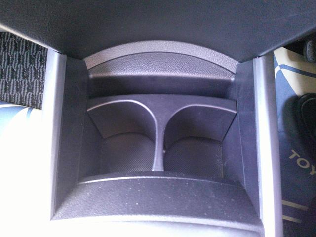 カローラフィールダー １．５Ｘ　レンタカーアップ車・禁煙車・ワンオーナー・ワンセグナビ・バックカメラ・ＥＴＣ・寒冷地仕様（27枚目）