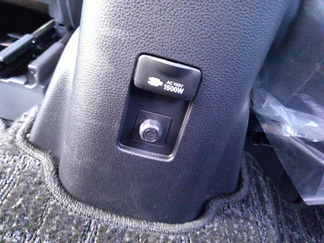 アクア Ｚ　試乗車・禁煙車・ワンオーナー・ディスプレイオーディオ・フロントカメラ・サイドカメラ・バックカメラ・寒冷地仕様・１００Ｖ電源・１５００Ｗ・アルミ（37枚目）