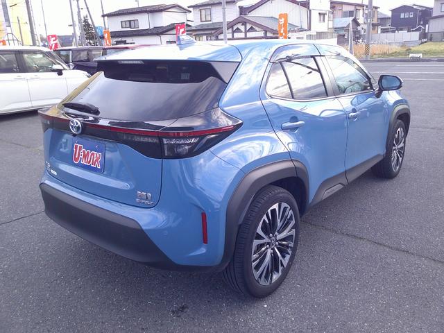 ヤリスクロス ハイブリッドＺ　禁煙車・ワンオーナー・ディスプレイオーディオ・バックカメラ・フロントカメラ・サイドカメラ・バックカメラ・寒冷地仕様・シートヒーター・アルミホイール（14枚目）