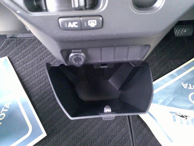 ルーミー Ｘ　４ＷＤ　ワンオーナー・フルセグナビ・ＣＤ／ＤＶＤ再生・Ｂｌｕｅｔｏｏｔｈ対応機種・禁煙車（13枚目）