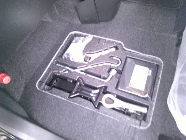 ルーミー Ｘ　４ＷＤ　ワンオーナー・フルセグナビ・ＣＤ／ＤＶＤ再生・Ｂｌｕｅｔｏｏｔｈ対応機種・禁煙車（27枚目）