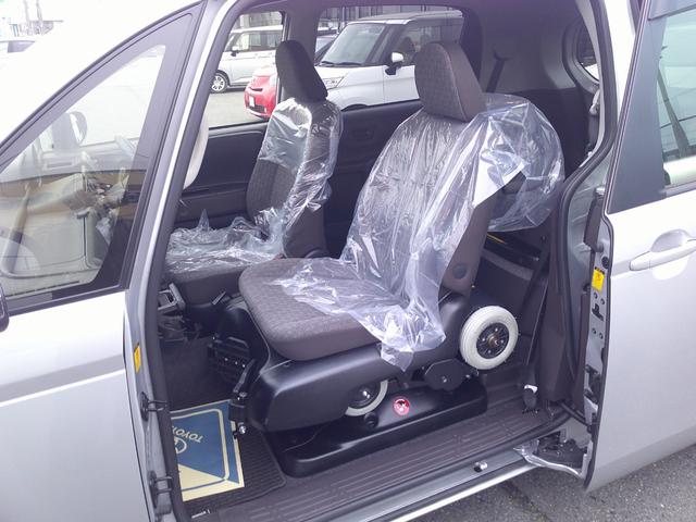 スペイド Ｘ　４ＷＤ　ウェルキャブＡタイプ４ＷＤ・３人乗り・助手席電動回転車椅子仕様・ワンオーナー・寒冷地仕様・禁煙車・ＣＤデッキ（13枚目）