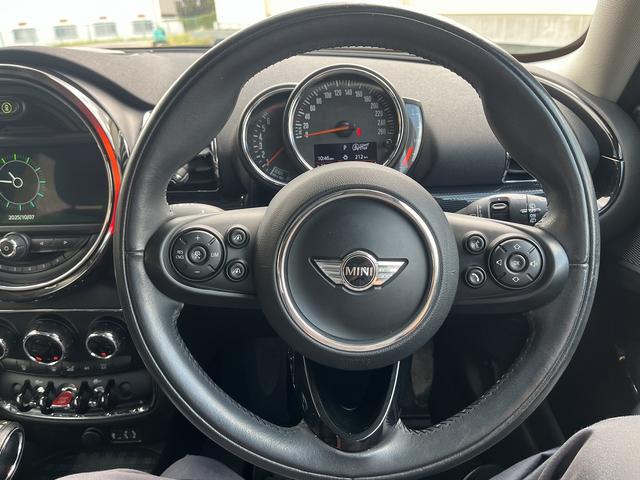 ＭＩＮＩ クーパー　クラブマン　ダブルサンルーフ付き　純正ナビ　バックカメラ　ＥＴＣ　ＬＥＤヘッドライト　ペッパーパッケージ装着（17枚目）