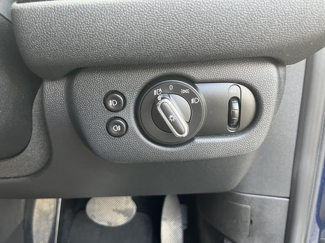 ＭＩＮＩ クーパー　クラブマン　ダブルサンルーフ付き　純正ナビ　バックカメラ　ＥＴＣ　ＬＥＤヘッドライト　ペッパーパッケージ装着（40枚目）