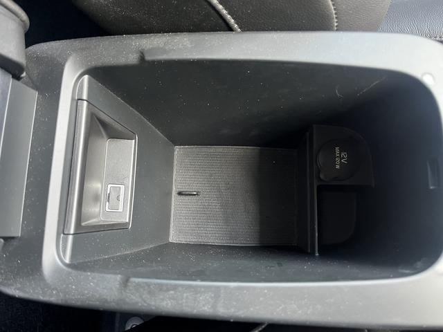 V40 D4 インスクリプション ポールスターパフォーマンス搭載 ボルボシティーセーフティー 経済的なディーゼルモデル(15枚目)