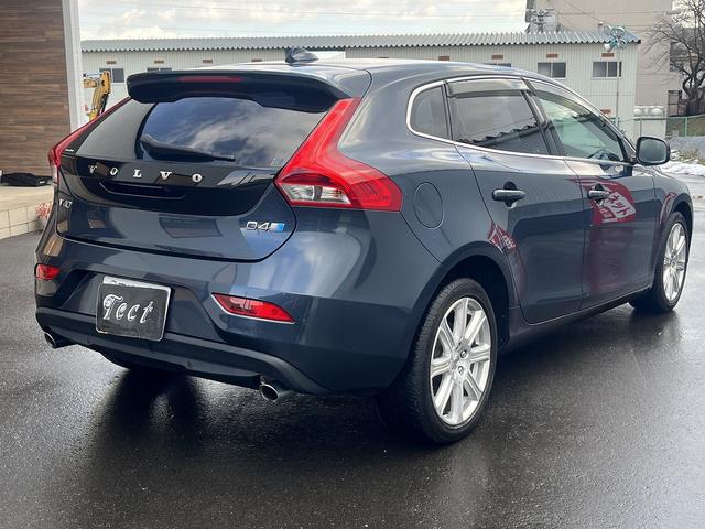 V40 D4 インスクリプション ポールスターパフォーマンス搭載 ボルボシティーセーフティー 経済的なディーゼルモデル(44枚目)
