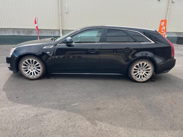 キャデラックＣＴＳスポーツワゴン ３．０プレミアム　ＥＴＣ　社外地デジテレビ　パノラマサンルーフ　パワーバックドア　エアバック警告灯点灯　現状販売（7枚目）