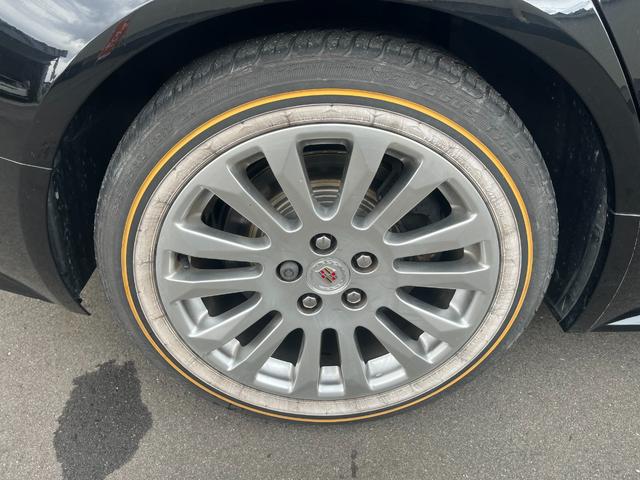 キャデラックＣＴＳスポーツワゴン ３．０プレミアム　ＥＴＣ　社外地デジテレビ　パノラマサンルーフ　パワーバックドア　エアバック警告灯点灯　現状販売（17枚目）