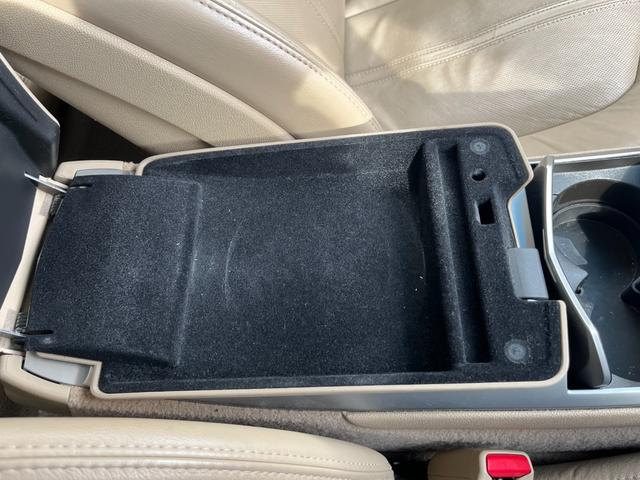 キャデラックＣＴＳスポーツワゴン ３．０プレミアム　ＥＴＣ　社外地デジテレビ　パノラマサンルーフ　パワーバックドア　エアバック警告灯点灯　現状販売（20枚目）