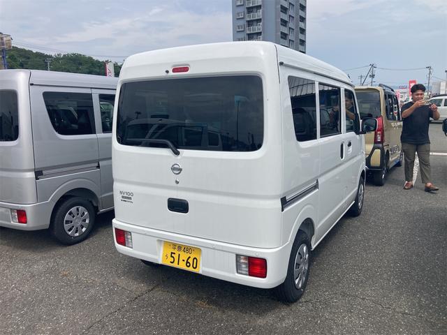 ＮＶ１００クリッパーバン ＤＸ　ＧＬパッケージ　４ＷＤ　届出済未使用車　クリアランスソナー　レーンアシスト　衝突被害軽減システム　両側スライドドア　オートライト　キーレスエントリー　アイドリングストップ　電動格納ミラー　ＡＴ　記録簿（3枚目）