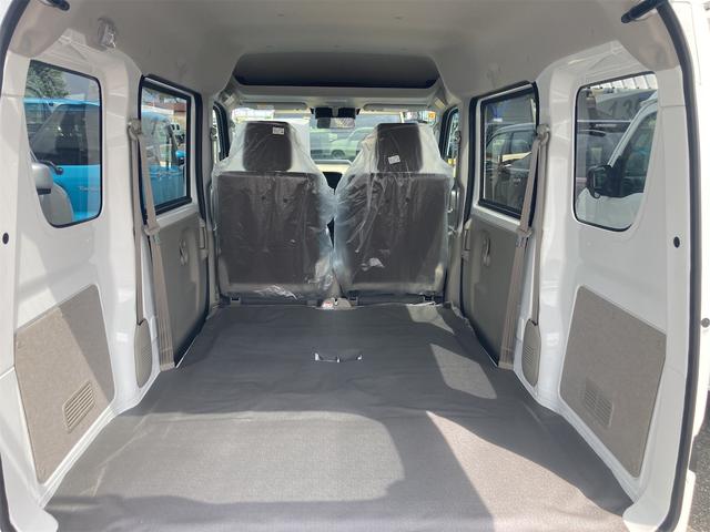 ＮＶ１００クリッパーバン ＤＸ　ＧＬパッケージ　４ＷＤ　届出済未使用車　クリアランスソナー　レーンアシスト　衝突被害軽減システム　両側スライドドア　オートライト　キーレスエントリー　アイドリングストップ　電動格納ミラー　ＡＴ　記録簿（15枚目）