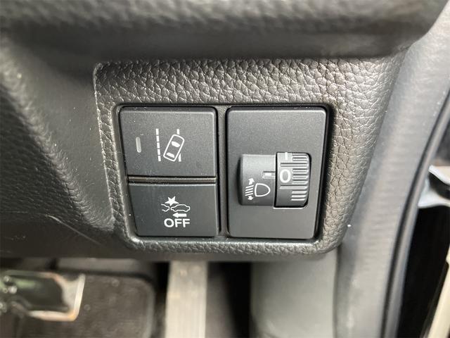 Ｎ－ＢＯＸカスタム Ｌ　４ＷＤ　ＥＴＣ　バックカメラ　両側スライド・片側電動　ナビ　ＴＶ　クリアランスソナー　オートクルーズコントロール　レーンアシスト　衝突被害軽減システム　オートライト　ＬＥＤヘッドランプ　スマートキー（5枚目）