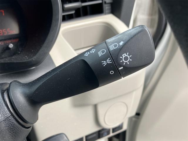 ムーヴ Ｌ　４ＷＤ　キーレスエントリー　アイドリングストップ　電動格納ミラー　シートヒーター　ベンチシート　ＣＶＴ　盗難防止システム　ＡＢＳ　ＥＳＣ　ＣＤ　衝突安全ボディ　エアコン　パワーステアリング（7枚目）