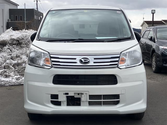 ムーヴ Ｌ　４ＷＤ　キーレスエントリー　アイドリングストップ　電動格納ミラー　シートヒーター　ベンチシート　ＣＶＴ　盗難防止システム　ＡＢＳ　ＥＳＣ　ＣＤ　衝突安全ボディ　エアコン　パワーステアリング（12枚目）