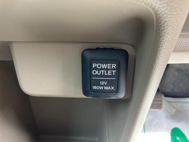 Ｎ－ＯＮＥ Ｇ　ＴＶ　衝突被害軽減システム　スマートキー　アイドリングストップ　電動格納ミラー　ＣＶＴ　盗難防止システム　ＡＢＳ　ＥＳＣ　ＣＤ　ＵＳＢ　衝突安全ボディ　エアコン　パワーステアリング　パワーウィンドウ（7枚目）