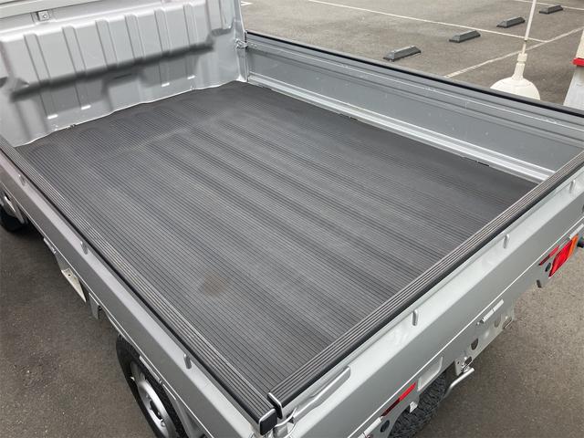 キャリイトラック ＫＣ　４ＷＤ　ＡＴ　衝突被害軽減システム　レーンアシスト　ＥＴＣ　オートライト　ＥＳＣ　エアコン　パワーステアリング　運転席エアバッグ　助手席エアバッグ（31枚目）