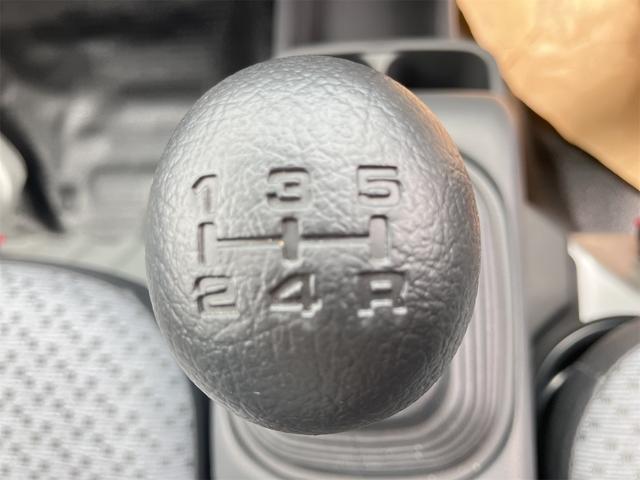 キャリイトラック ＫＣエアコン・パワステ　４ＷＤ　ＭＴ　オートライト　ＥＳＣ　エアコン　パワーステアリング　運転席エアバッグ　助手席エアバッグ（5枚目）
