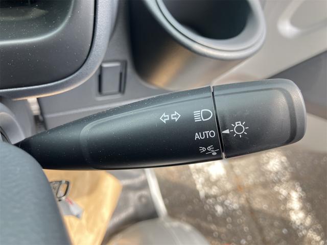 キャリイトラック ＫＣエアコン・パワステ　４ＷＤ　ＭＴ　オートライト　ＥＳＣ　エアコン　パワーステアリング　運転席エアバッグ　助手席エアバッグ（9枚目）