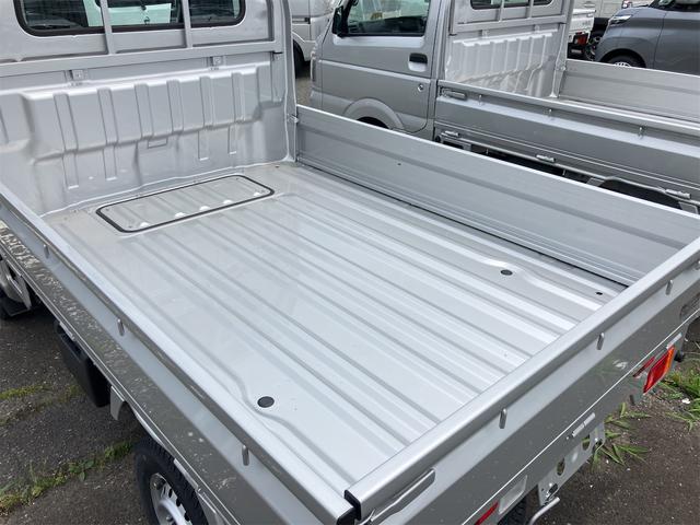 キャリイトラック ＫＣエアコン・パワステ　４ＷＤ　ＭＴ　オートライト　ＥＳＣ　エアコン　パワーステアリング　運転席エアバッグ　助手席エアバッグ（18枚目）