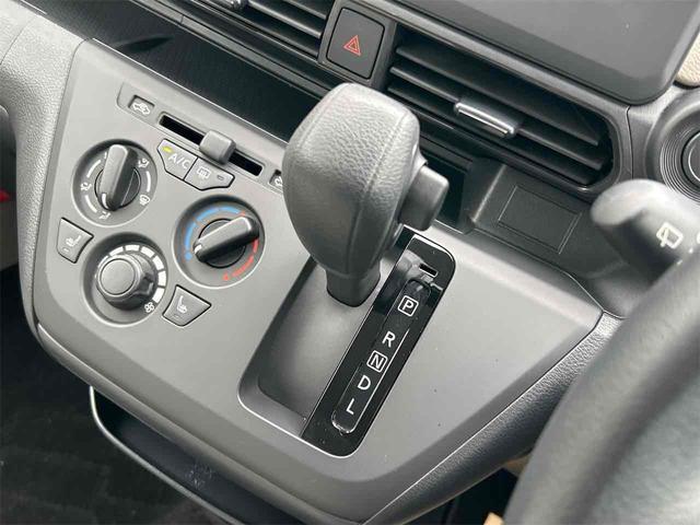 eKワゴン M クリアランスソナー 衝突被害軽減システム キーレスエントリー アイドリングストップ 電動格納ミラー シートヒーター ベンチシート CVT 盗難防止システム ABS ESC CD 衝突安全ボディ(5枚目)