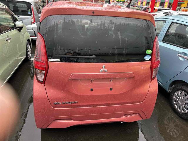 eKワゴン M クリアランスソナー 衝突被害軽減システム キーレスエントリー アイドリングストップ 電動格納ミラー シートヒーター ベンチシート CVT 盗難防止システム ABS ESC CD 衝突安全ボディ(13枚目)