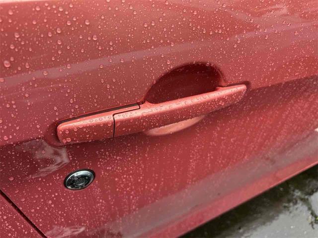 eKワゴン M クリアランスソナー 衝突被害軽減システム キーレスエントリー アイドリングストップ 電動格納ミラー シートヒーター ベンチシート CVT 盗難防止システム ABS ESC CD 衝突安全ボディ(31枚目)