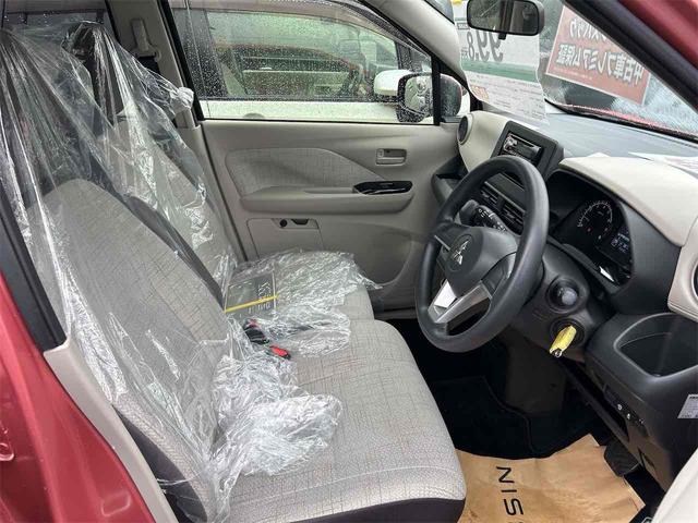 eKワゴン M クリアランスソナー 衝突被害軽減システム キーレスエントリー アイドリングストップ 電動格納ミラー シートヒーター ベンチシート CVT 盗難防止システム ABS ESC CD 衝突安全ボディ(37枚目)