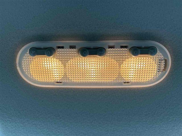 eKワゴン M クリアランスソナー 衝突被害軽減システム キーレスエントリー アイドリングストップ 電動格納ミラー シートヒーター ベンチシート CVT 盗難防止システム ABS ESC CD 衝突安全ボディ(53枚目)