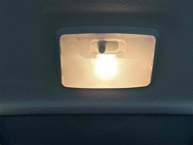 eKワゴン M クリアランスソナー 衝突被害軽減システム キーレスエントリー アイドリングストップ 電動格納ミラー シートヒーター ベンチシート CVT 盗難防止システム ABS ESC CD 衝突安全ボディ(57枚目)