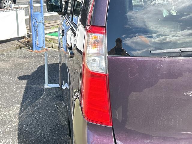 ワゴンRスティングレー T 4WD 両側スライドドア HID スマートキー アイドリングストップ 電動格納ミラー シートヒーター ベンチシート ターボ CVT 盗難防止システム ABS CD USB アルミホイール(26枚目)