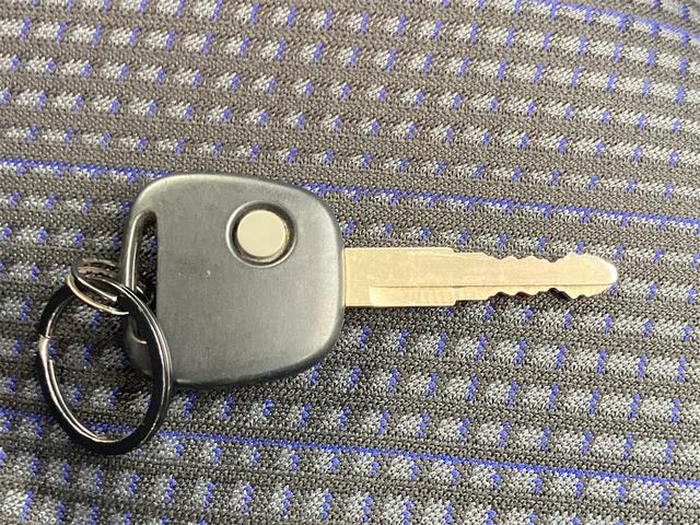 フレア ハイブリッドXG 4WD ドライブレコーダー キーレスエントリー アイドリングストップ 電動格納ミラー シートヒーター ベンチシート CVT 盗難防止システム ABS ESC CD USB ミュージックプレイヤー接続可(8枚目)