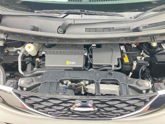 ルークス Ｘ　４ＷＤ　ＥＴＣ　全周囲カメラ　両側スライド・片側電動　ナビ　ＴＶ　クリアランスソナー　衝突被害軽減システム　オートライト　スマートキー　アイドリングストップ　電動格納ミラー　シートヒーター（18枚目）