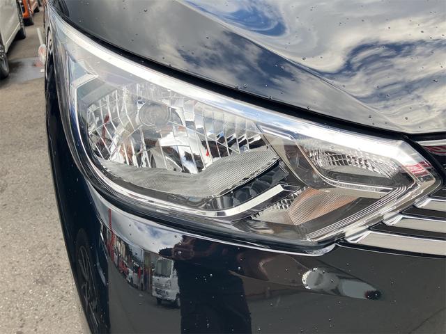 デイズ Ｓ　４ＷＤ　クリアランスソナー　衝突被害軽減システム　オートライト　キーレスエントリー　アイドリングストップ　電動格納ミラー　シートヒーター　ベンチシート　ＣＶＴ　盗難防止システム　ＡＢＳ　ＥＳＣ　ＣＤ（13枚目）