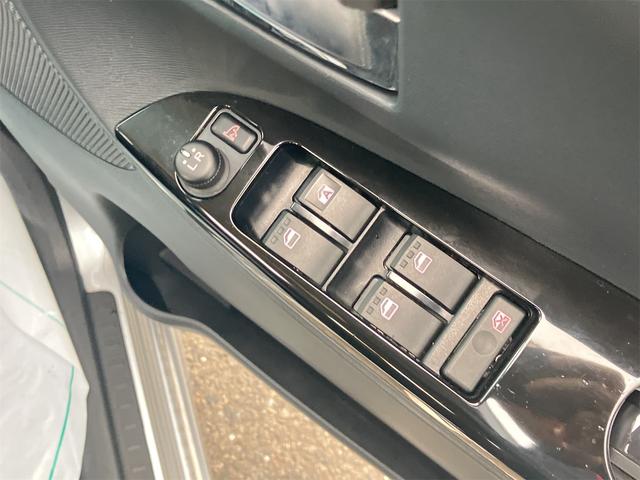 タント カスタムRS トップエディションSA 4WD バックカメラ 両側電動スライドドア 衝突被害軽減システム オートライト LEDヘッドランプ スマートキー アイドリングストップ 電動格納ミラー ベンチシート CVT 盗難防止システム ABS(62枚目)