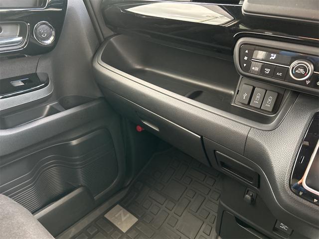 N-BOXカスタム L 4WD バックカメラ サイドカメラ 両側スライド・片側電動 ナビ TV クリアランスソナー オートクルーズコントロール レーンアシスト 衝突被害軽減システム オートライト LEDヘッドランプ(61枚目)