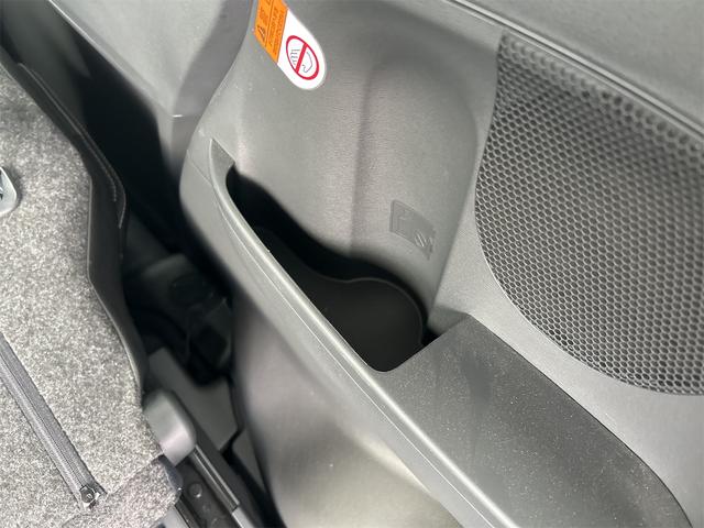 タント カスタムX トップエディションVS SAIII 4WD ETC 全周囲カメラ 両側電動スライドドア ナビ TV クリアランスソナー 衝突被害軽減システム オートマチックハイビーム オートライト LEDヘッドランプ スマートキー アイドリングストップ(37枚目)