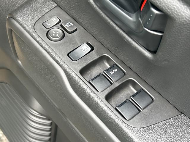 ハスラー ハイブリッドG 4WD クリアランスソナー オートクルーズコントロール レーンアシスト 衝突被害軽減システム オートライト LEDヘッドランプ スマートキー アイドリングストップ 電動格納ミラー シートヒーター(12枚目)