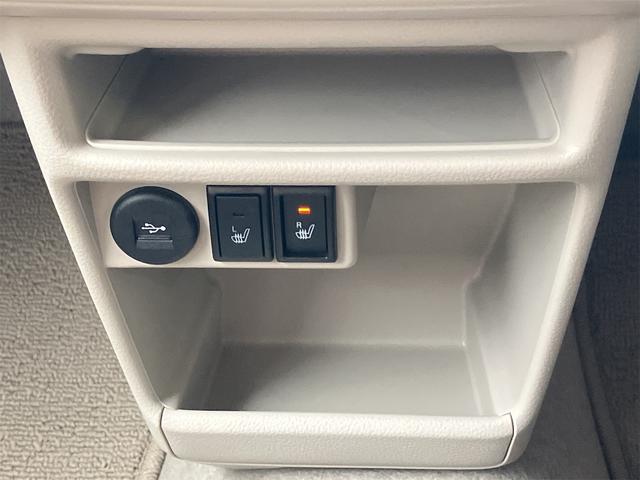 アルトラパン Ｘ　４ＷＤ　ＥＴＣ　全周囲カメラ　ナビ　ＴＶ　衝突被害軽減システム　オートライト　ＨＩＤ　スマートキー　アイドリングストップ　電動格納ミラー　シートヒーター　ベンチシート　ＣＶＴ　盗難防止システム　ＡＢＳ（7枚目）