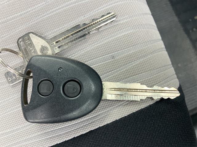 �W�������́u�L�[���X�v�B�L�[���������Ă���΁A�h�A�̊J�����{�����y�X�s���܂��I