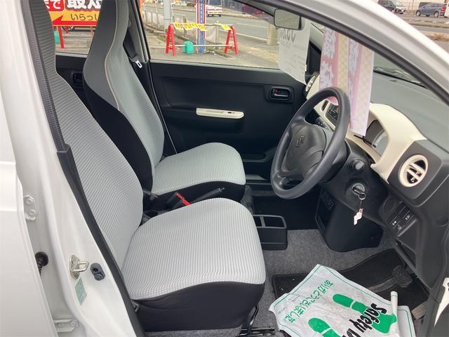 アルト Ｌ　キーレスエントリー　アイドリングストップ　シートヒーター　ＣＶＴ　盗難防止システム　ＡＢＳ　ＥＳＣ　ＣＤ　ミュージックプレイヤー接続可　衝突安全ボディ　エアコン　パワーステアリング　パワーウィンドウ（9枚目）