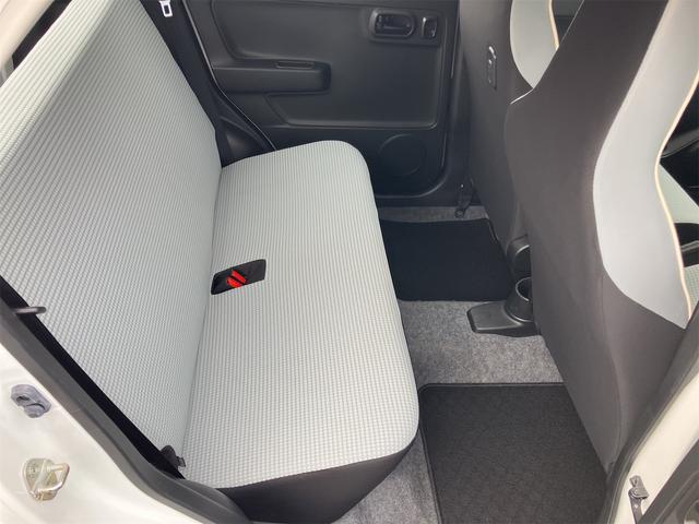 アルト Ｌ　キーレスエントリー　アイドリングストップ　シートヒーター　ＣＶＴ　盗難防止システム　ＡＢＳ　ＥＳＣ　ＣＤ　ミュージックプレイヤー接続可　衝突安全ボディ　エアコン　パワーステアリング　パワーウィンドウ（10枚目）
