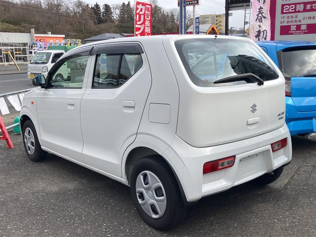 アルト Ｌ　キーレスエントリー　アイドリングストップ　シートヒーター　ＣＶＴ　盗難防止システム　ＡＢＳ　ＥＳＣ　ＣＤ　ミュージックプレイヤー接続可　衝突安全ボディ　エアコン　パワーステアリング　パワーウィンドウ（15枚目）